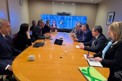 Orrego busca inversión minera en San Juan: ¿qué prometió a Banco Mundial?