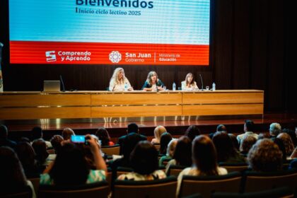 Educación: San Juan prepara el ciclo lectivo 2025 con foco en la alfabetización y la tecnología.