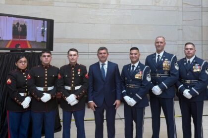 Orrego, único gobernador argentino en asunción de segundo mandato de Trump. ¿Por qué?