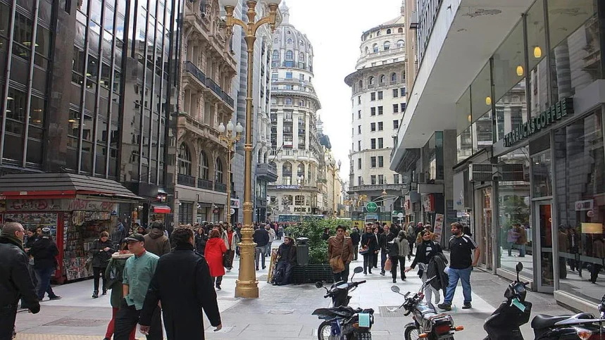 La City alerta por el dólar y el Banco Central profundiza su blindaje cambiario