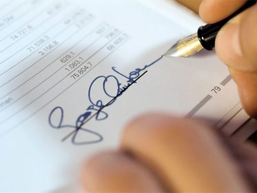 Rawson: adulteró un contrato para reducir tasas y deberá hacer tareas comunitarias