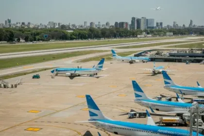 Argentina prepara una renovación millonaria de sus aeropuertos: nuevas terminales, mangas y obras hasta 2031