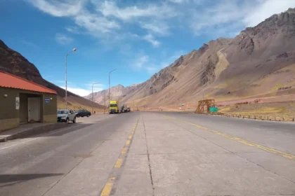 Viajar por Mendoza será más caro: aumentan 27% los peajes de la Ruta 7