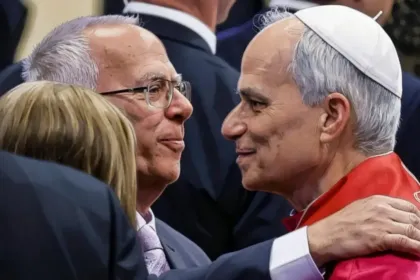 Louis Prevost, hermano de León XIV, recibe tratamiento tras una recaída de mieloma múltiple