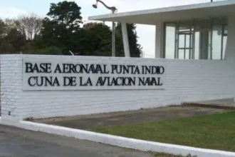 Tensión por la Base Aeronaval: buscan evitar que Punta Indio pierda su principal actividad