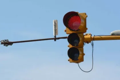 El municipio ampliará el sistema de control con dispositivos móviles y nuevas infracciones.
