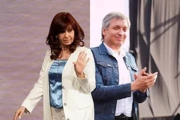 Cristina y Máximo Kirchner responden a la Justicia: aseguran que los alquileres y las propiedades eran legales