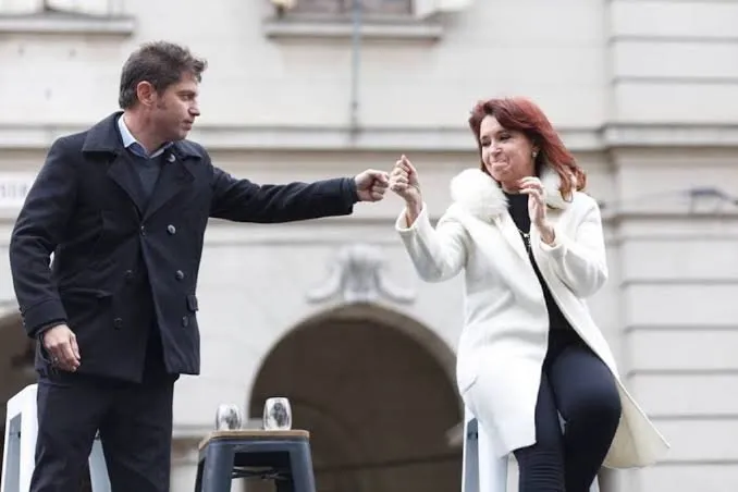 Peronismo en crisis: Kicillof busca autonomía y crece la tensión con el kirchnerismo
