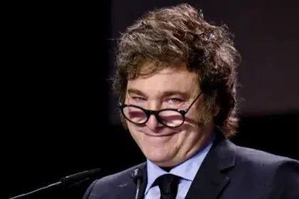 “¿Qué te pasa, inglés? ¿Estás nervioso?”: Milei aseguró que el Reino Unido está incómodo por Malvinas