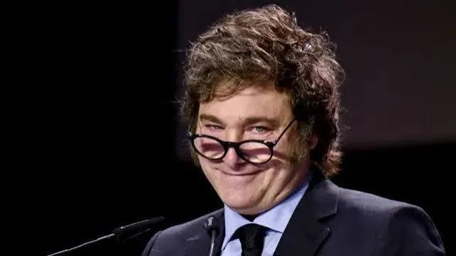 “¿Qué te pasa, inglés? ¿Estás nervioso?”: Milei aseguró que el Reino Unido está incómodo por Malvinas