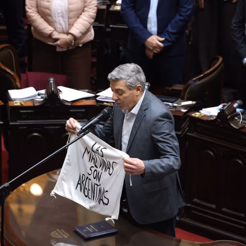 Diputados podría sumar la Marcha de Malvinas: antes de discutir, tendrán que cantar todos juntos