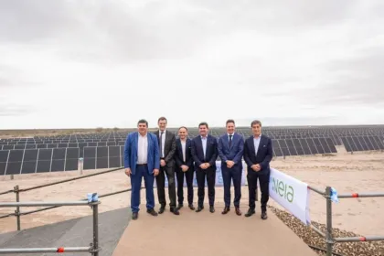 San Juan: Orrego inauguró en Sarmiento un megaparque con 250.000 paneles