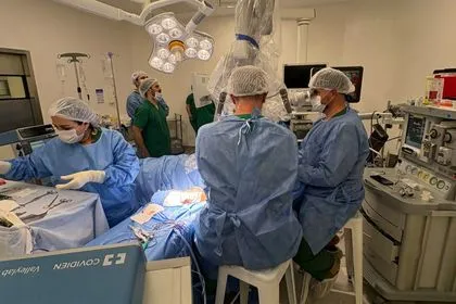 San Luis: una cirugía de nueve horas permitió extirpar un tumor y reconstruir la lengua
