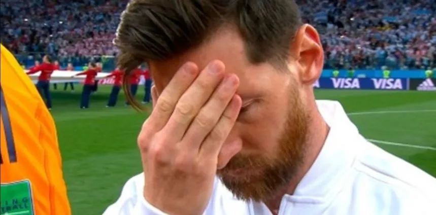 Messi, perdonalos capitán: la aseguradora habló tras los silbidos por su logo en el homenaje