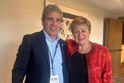 Luis Caputo busca movilizar US$ 10.000 millones con apoyo del Banco Mundial